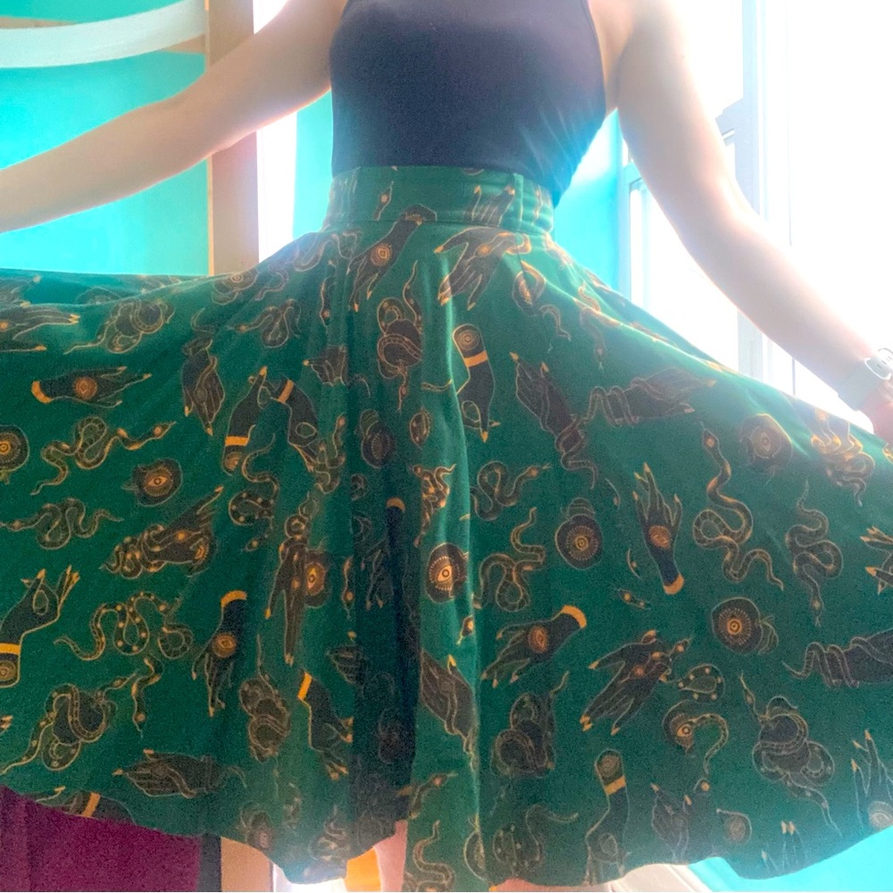 Pinup Couture Doris Swing Skirt in Dark Green Fortune Teller Print, Size S